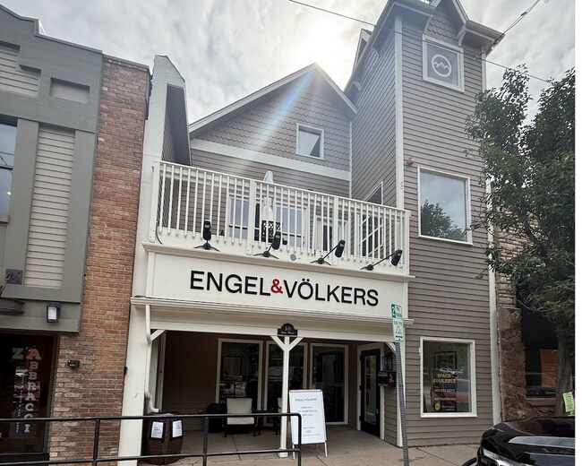 Plus de détails pour 310 Wilcox St, Castle Rock, CO - Commerce de détail à vendre