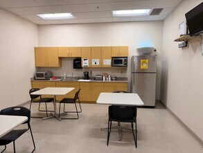 3860 Pheasant Ridge Dr NE, Blaine, MN for lease Interior Photo- Image 1 of 8