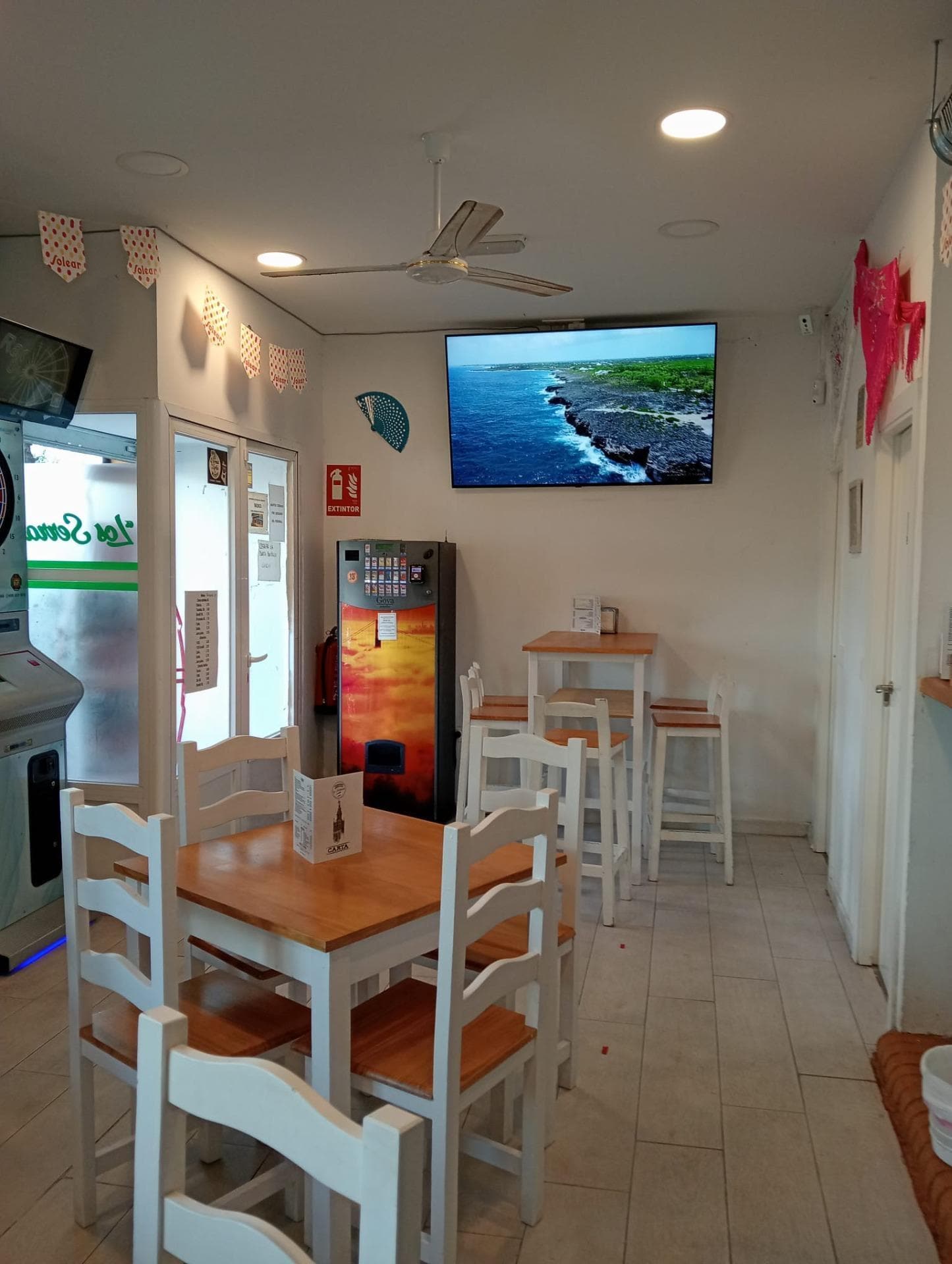 Commerce de détail dans Móstoles, Madrid à louer Photo intérieure- Image 1 de 5