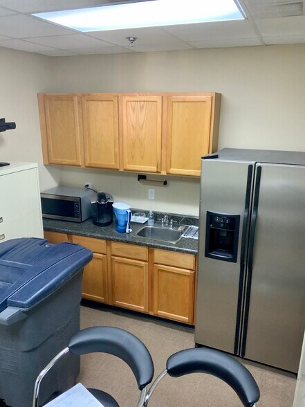 8025-8183 Ardrey Kell Rd, Charlotte, NC à louer - Photo du bâtiment - Image 3 de 18