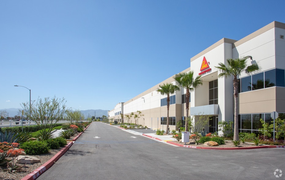 15616 Euclid Ave, Chino, CA for lease - Building Photo - Image 2 of 3