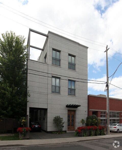 9 Price St, Toronto, ON for sale - Primary Photo - Image 1 of 1