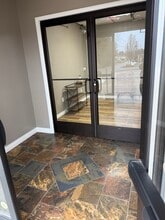 2105 Pine Dr, Ferdinand, IN à louer Photo du bâtiment- Image 2 de 6