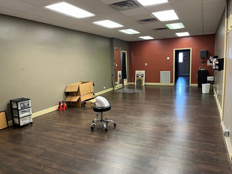 615 N Liberty St, Winston-Salem, NC à louer - Photo du bâtiment - Image 3 de 8