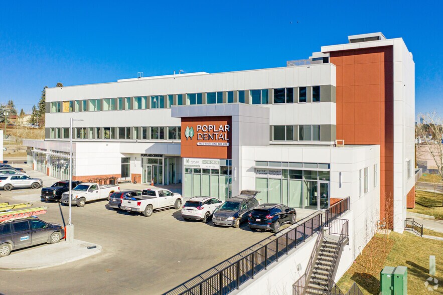 5512 Macleod Trl SW, Calgary, AB for lease - Primary Photo - Image 1 of 10