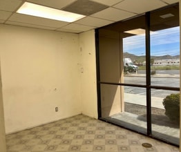 111 N Main St, Riverside, CA à louer Photo intérieure- Image 1 de 2