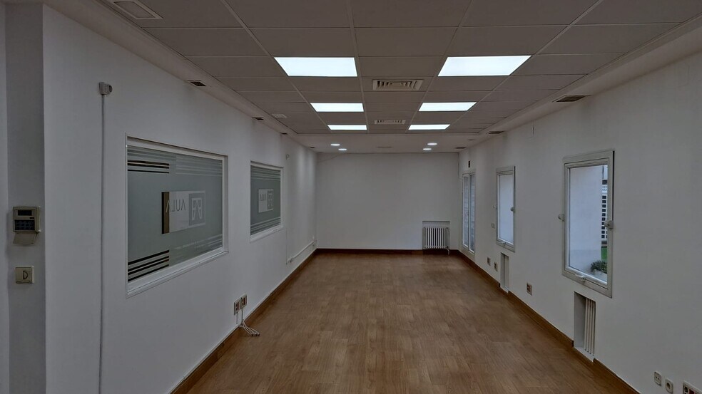 Office in Madrid, Madrid for lease - Interior Photo - Image 3 of 12