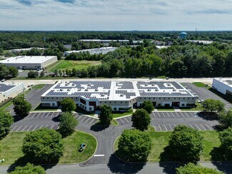Plus de détails pour 40 Twosome Dr, Moorestown, NJ - Industriel à louer