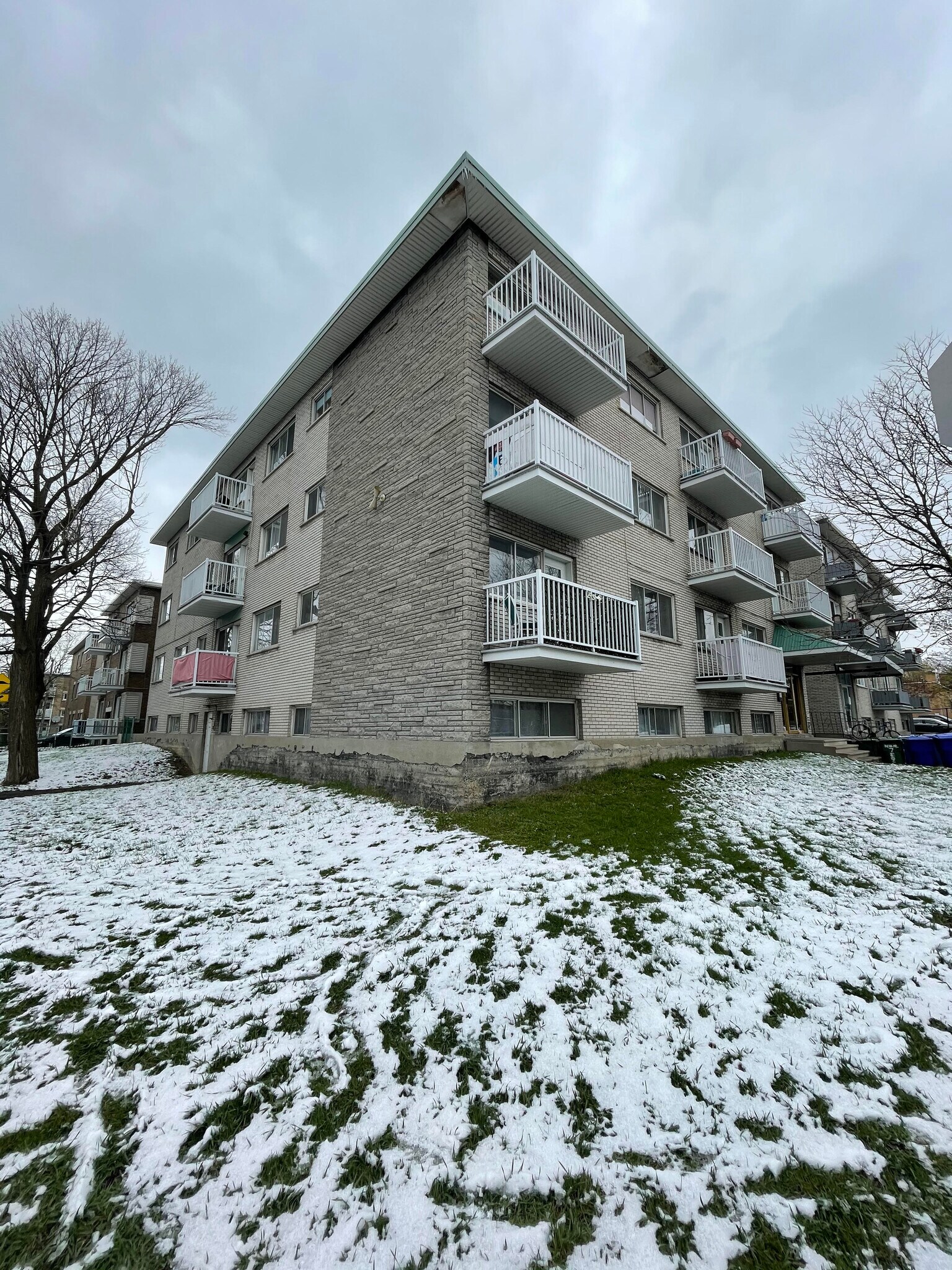 7895 Rue De Normanville, Montréal, QC à vendre Photo du bâtiment- Image 1 de 1