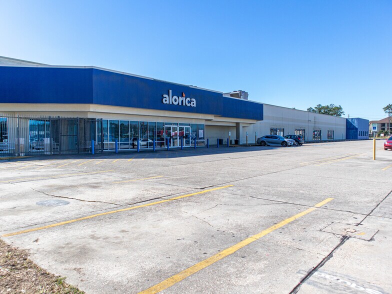 3200 FM 1960 Rd W, Humble, TX à louer - Photo du bâtiment - Image 1 de 12