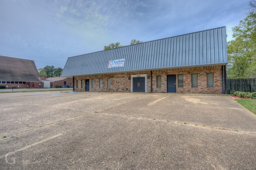 7840 Jewella Ave, Shreveport, LA à vendre - Photo du bâtiment - Image 2 de 22