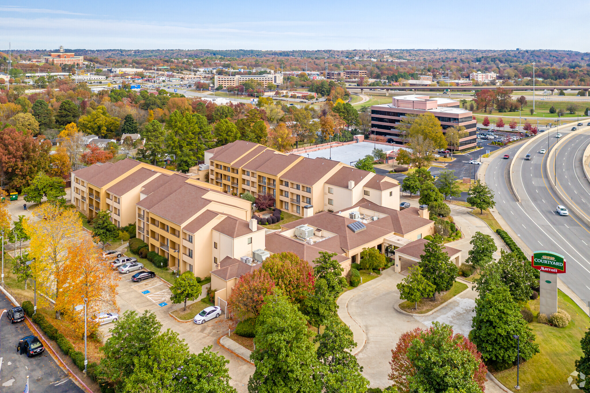 10900 Financial Centre Pky, Little Rock, AR à vendre Photo principale- Image 1 de 1