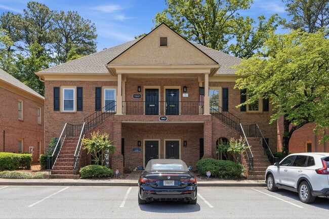 Plus de détails pour 1843 Peeler Rd, Dunwoody, GA - Bureau à louer