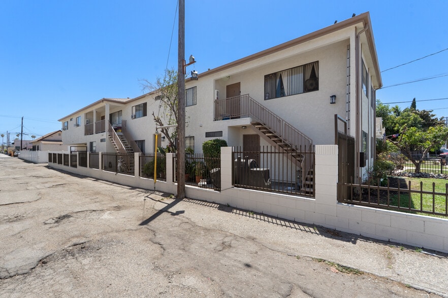 423 W 17th St, San Pedro, CA for sale - Building Photo - Image 3 of 12