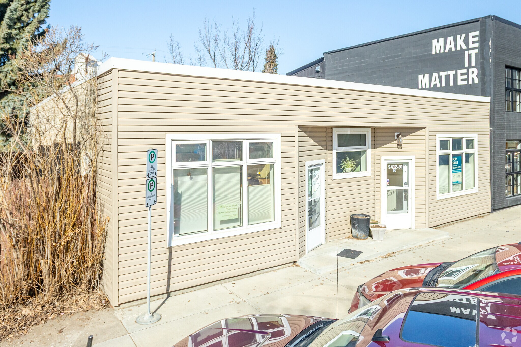 9410-9412 91 St NW, Edmonton, AB à vendre Photo du bâtiment- Image 1 de 1