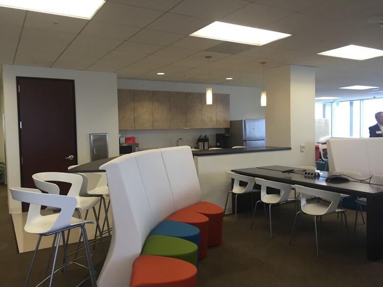 1150 S Olive St, Los Angeles, CA for lease - Interior Photo - Image 2 of 16