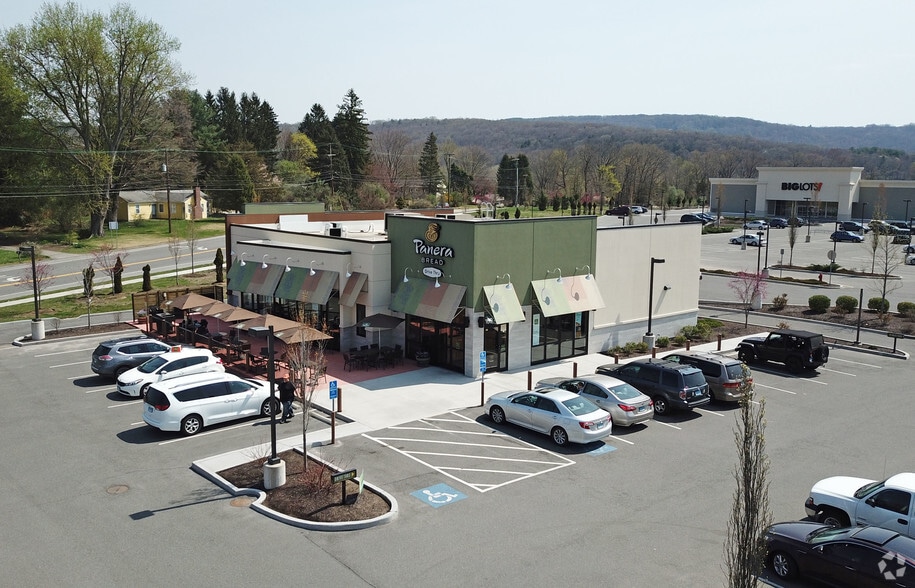 169 Danbury Rd, New Milford, CT for lease - Aerial - Image 2 of 8