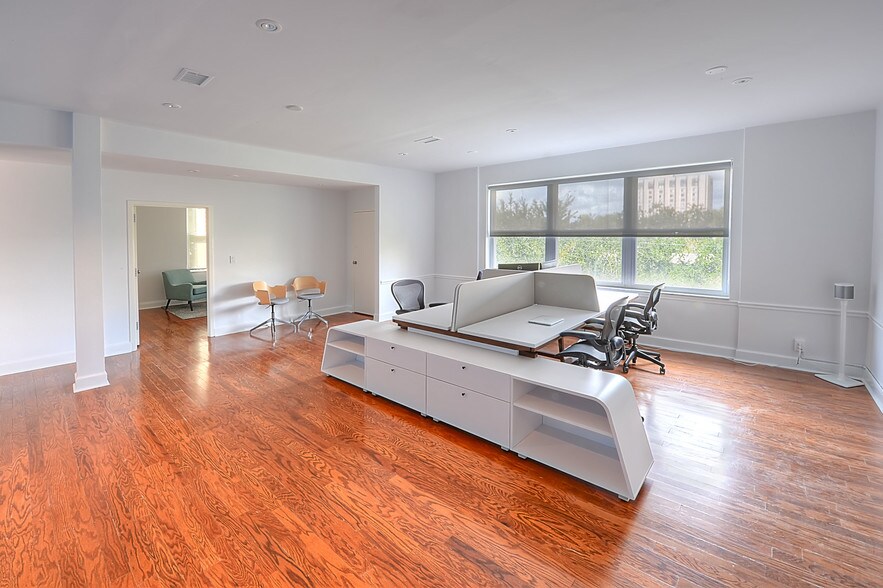 2008 Riverside Ave, Jacksonville, FL à louer - Photo intérieure - Image 3 de 6