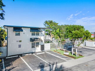 More details for 1821 Thomas St, Hollywood, FL - Multifamily for Sale