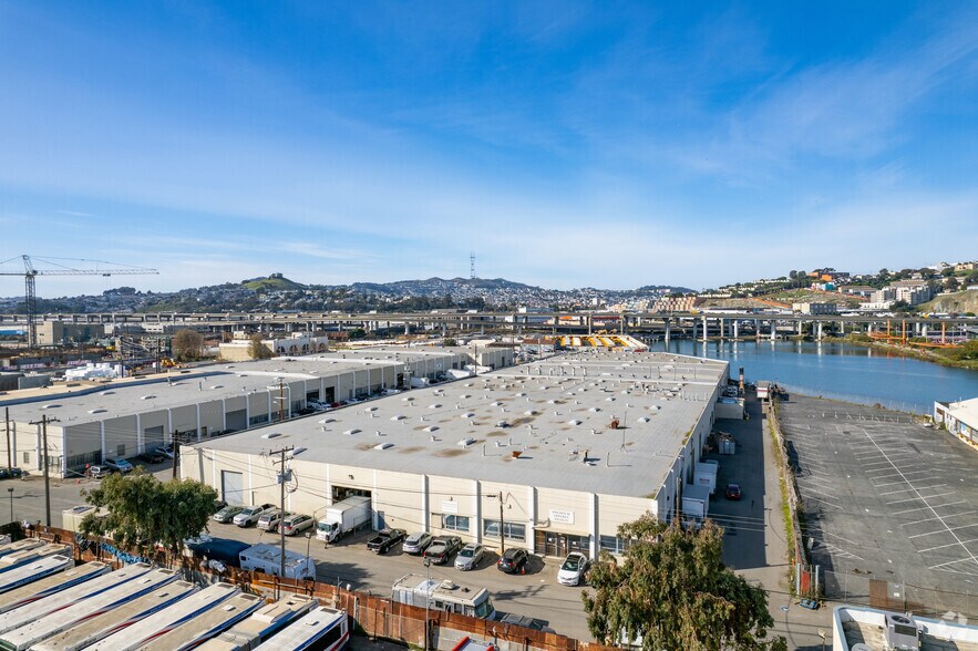 1500-1560 Custer Ave, San Francisco, CA à louer - Aérien - Image 3 de 19