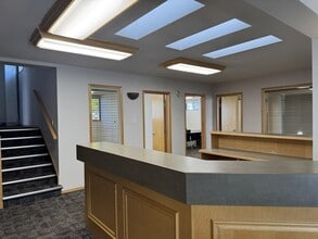 290 10 St N, Lethbridge, AB for lease Interior Photo- Image 2 of 7