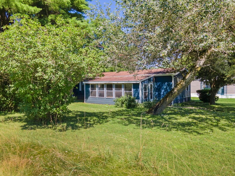 11 Whitecreek Shunpike Rd, Cambridge, NY à vendre - Photo du bâtiment - Image 2 de 9
