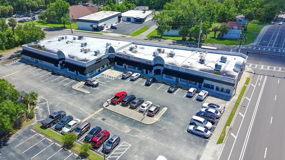 6011-6025 103rd St, Jacksonville, FL for lease - Building Photo - Image 3 of 9