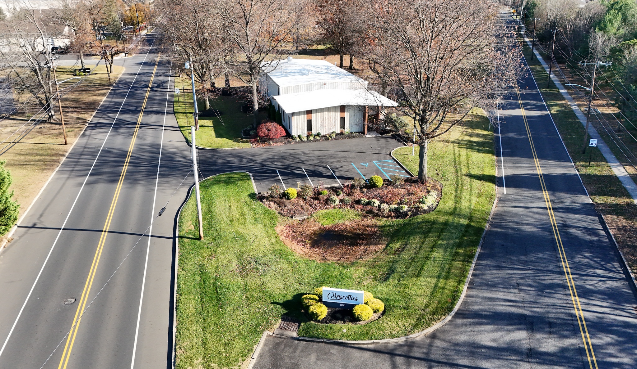 801 Coopertown Rd, Delanco, NJ for lease Primary Photo- Image 1 of 11