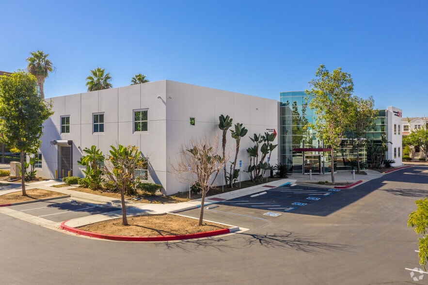4851 Paramount Dr, San Diego, CA for lease - Building Photo - Image 1 of 5
