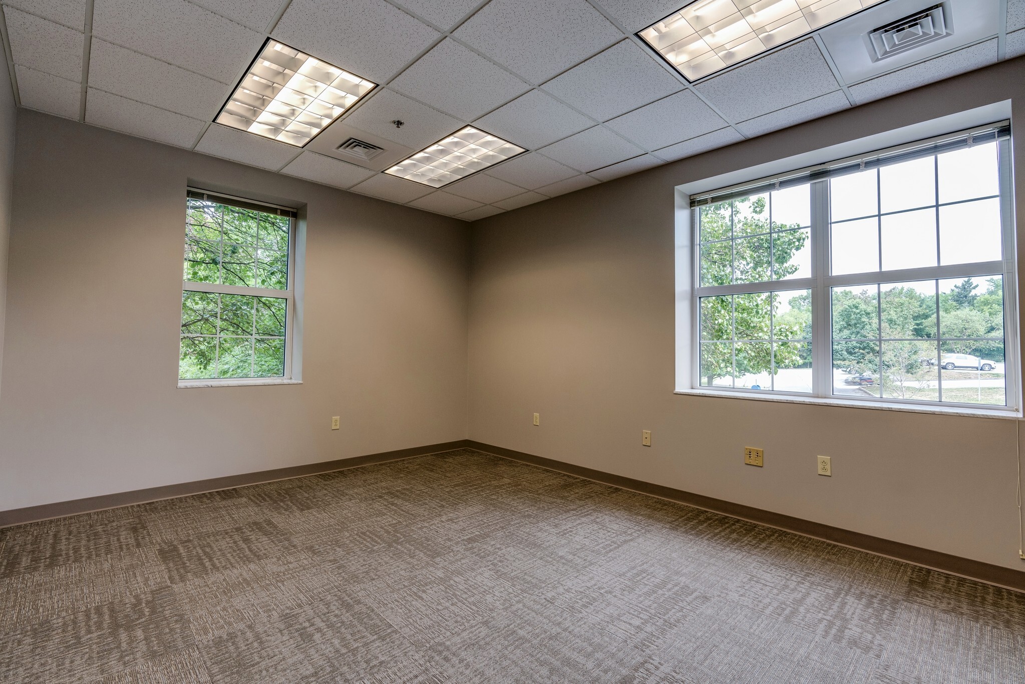 2500 Brooktree Rd, Wexford, PA for lease Interior Photo- Image 1 of 4