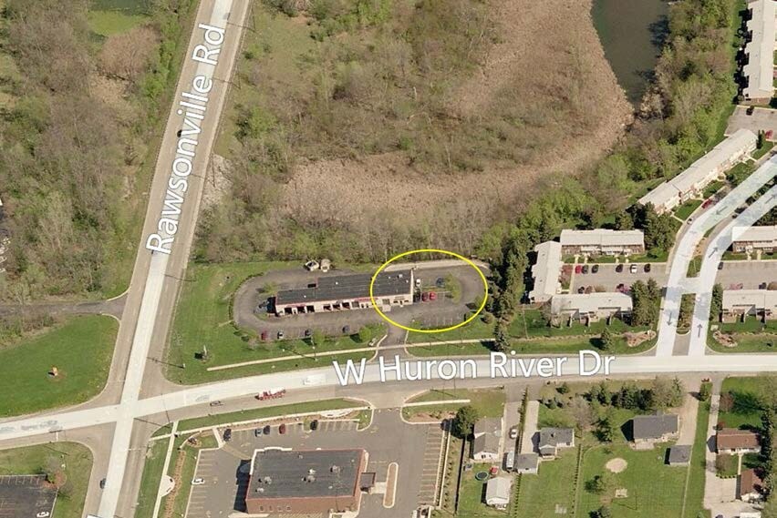 51300-52300 W Huron River Dr, Belleville, MI à louer - Aérien - Image 3 de 15