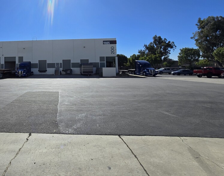 9805 6th St, Rancho Cucamonga, CA for lease - Building Photo - Image 3 of 3