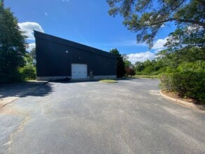 825 W Professional Pl, Chesapeake, VA for lease Interior Photo- Image 2 of 7