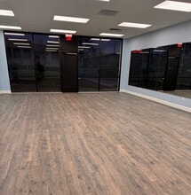 6011 W Oaks Blvd, Rocklin, CA for lease Interior Photo- Image 2 of 9