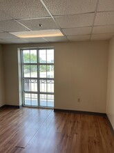 3617 Perkins Rd, Baton Rouge, LA for lease Interior Photo- Image 2 of 6