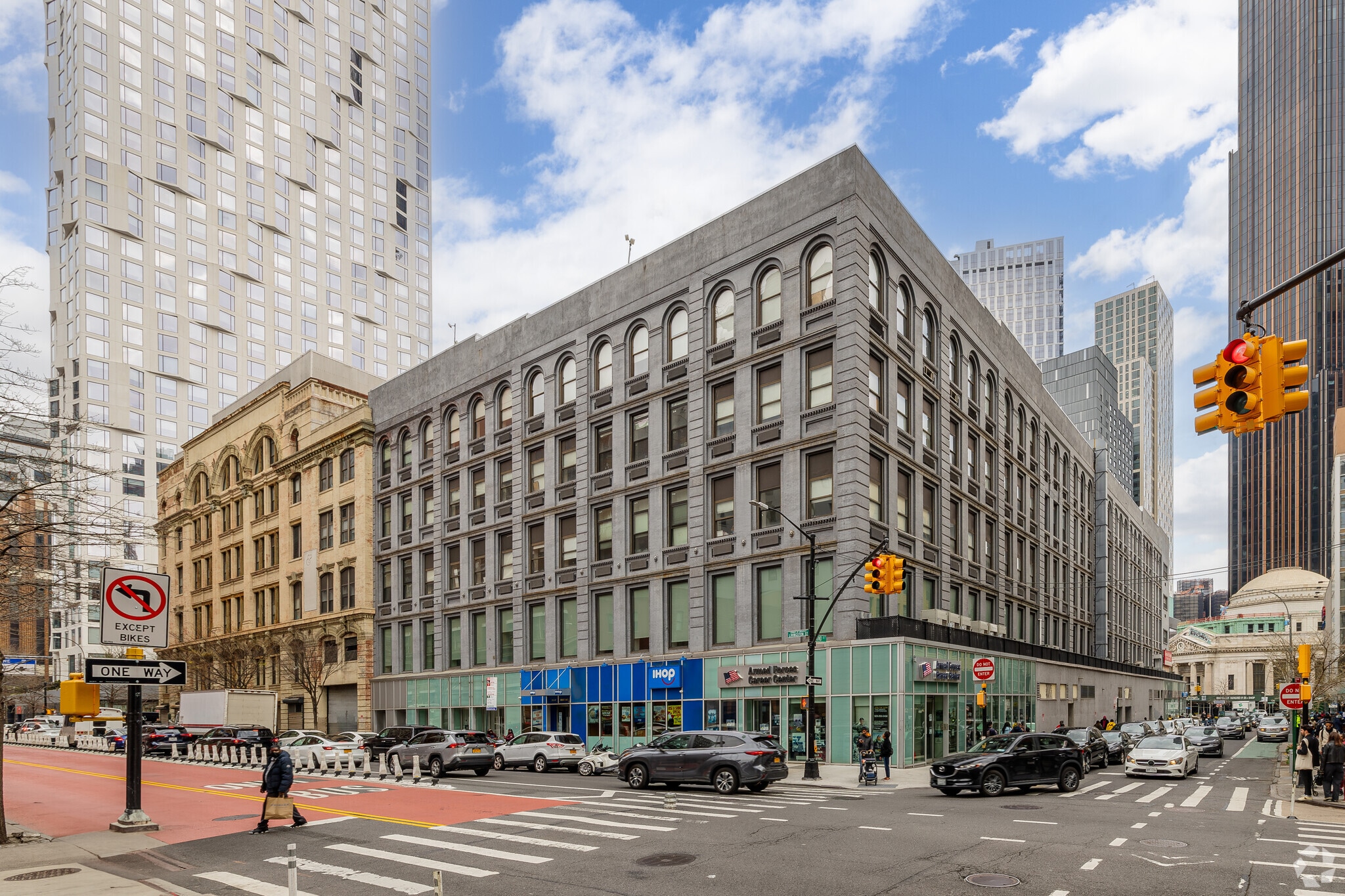 490 Fulton St, Brooklyn, NY for lease Primary Photo- Image 1 of 12