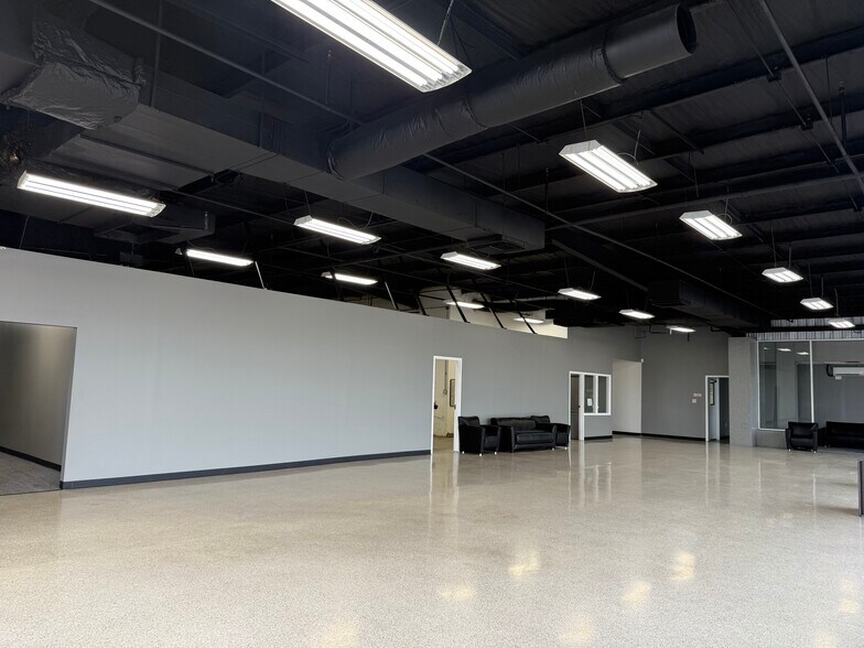 2660 S Mendenhall Rd, Memphis, TN à vendre - Photo intérieure - Image 2 de 31