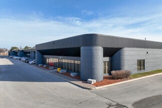 Plus de détails pour 455 Milner Ave, Toronto, ON - Industriel à vendre