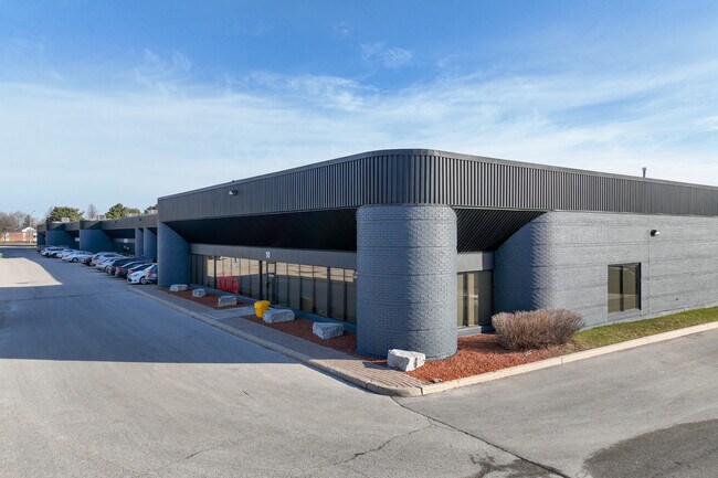 Plus de détails pour 455 Milner Ave, Toronto, ON - Industriel à vendre