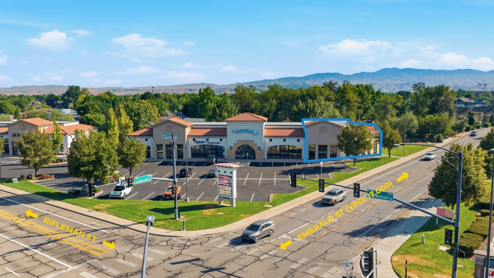 7940 Rifleman St, Boise, ID à louer - Photo du bâtiment - Image 2 de 12