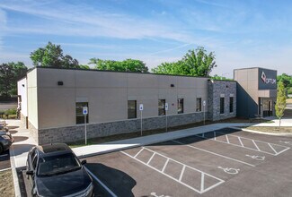 Plus de détails pour 4405 Allisonville Rd, Indianapolis, IN - Bureau à vendre