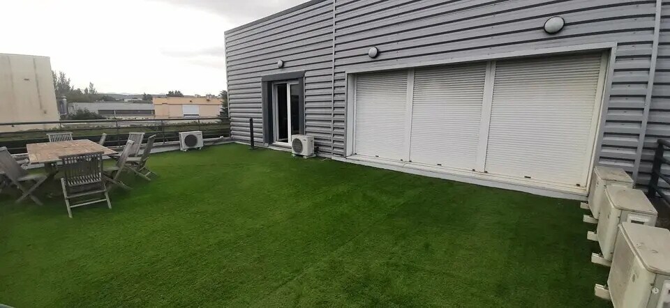 Bureau dans Aix-en-Provence à louer - Photo du bâtiment - Image 3 de 8