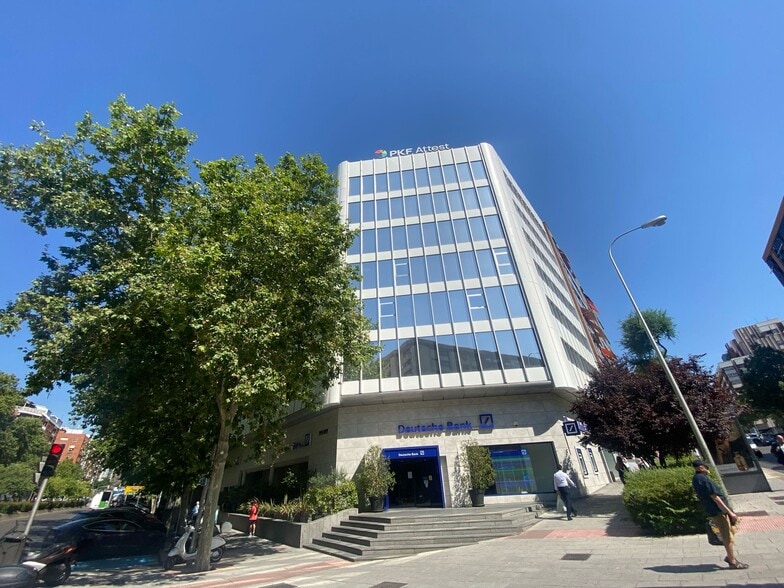 Calle de Orense, 81, Madrid, Madrid for lease - Building Photo - Image 2 of 4