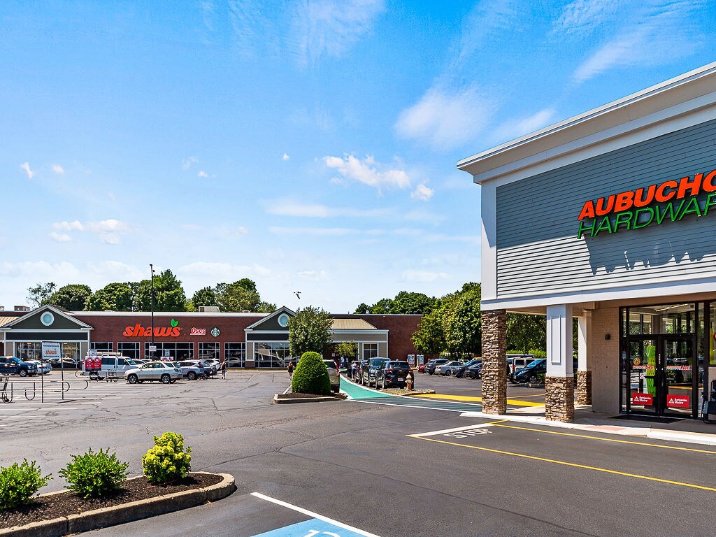 221-303 E Central St, Franklin, MA for lease Primary Photo- Image 1 of 13