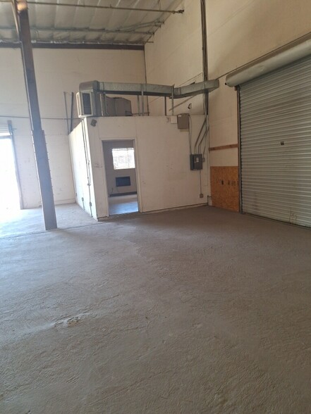 3373 E Gila Ridge Rd, Yuma, AZ for lease - Interior Photo - Image 3 of 6