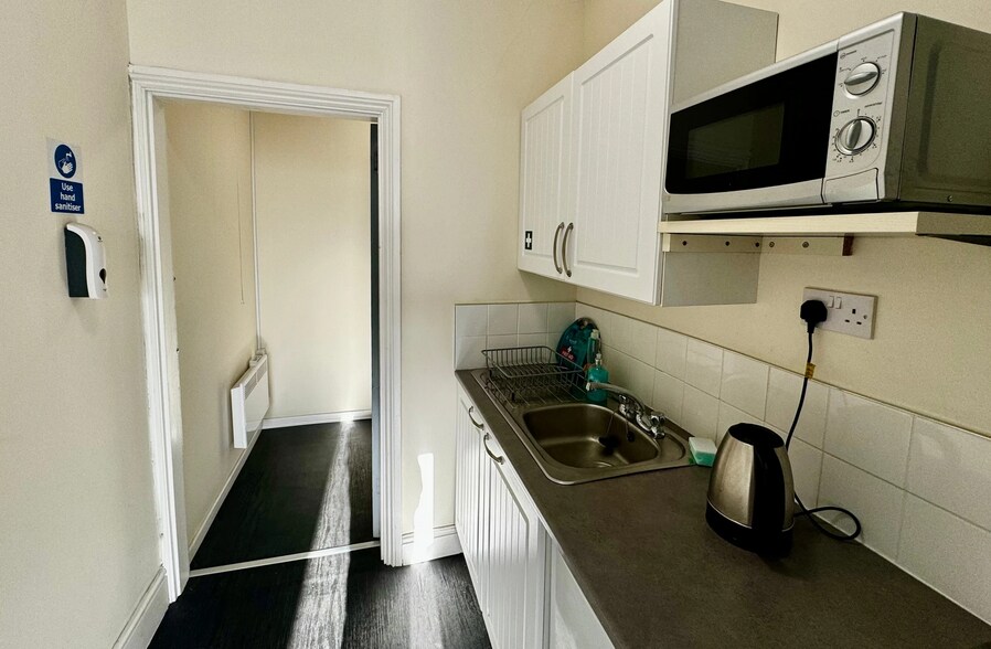 67-71 Mere Green Rd, Sutton Coldfield à vendre - Photo intérieure - Image 2 de 6