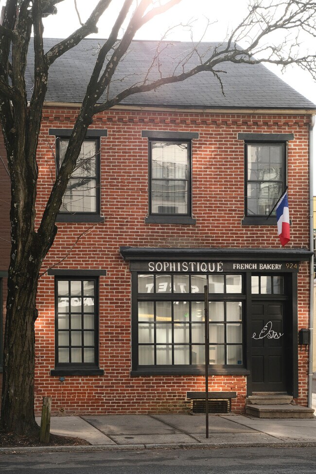 More details for 924 W Walnut St, Allentown, PA - Retail for Sale