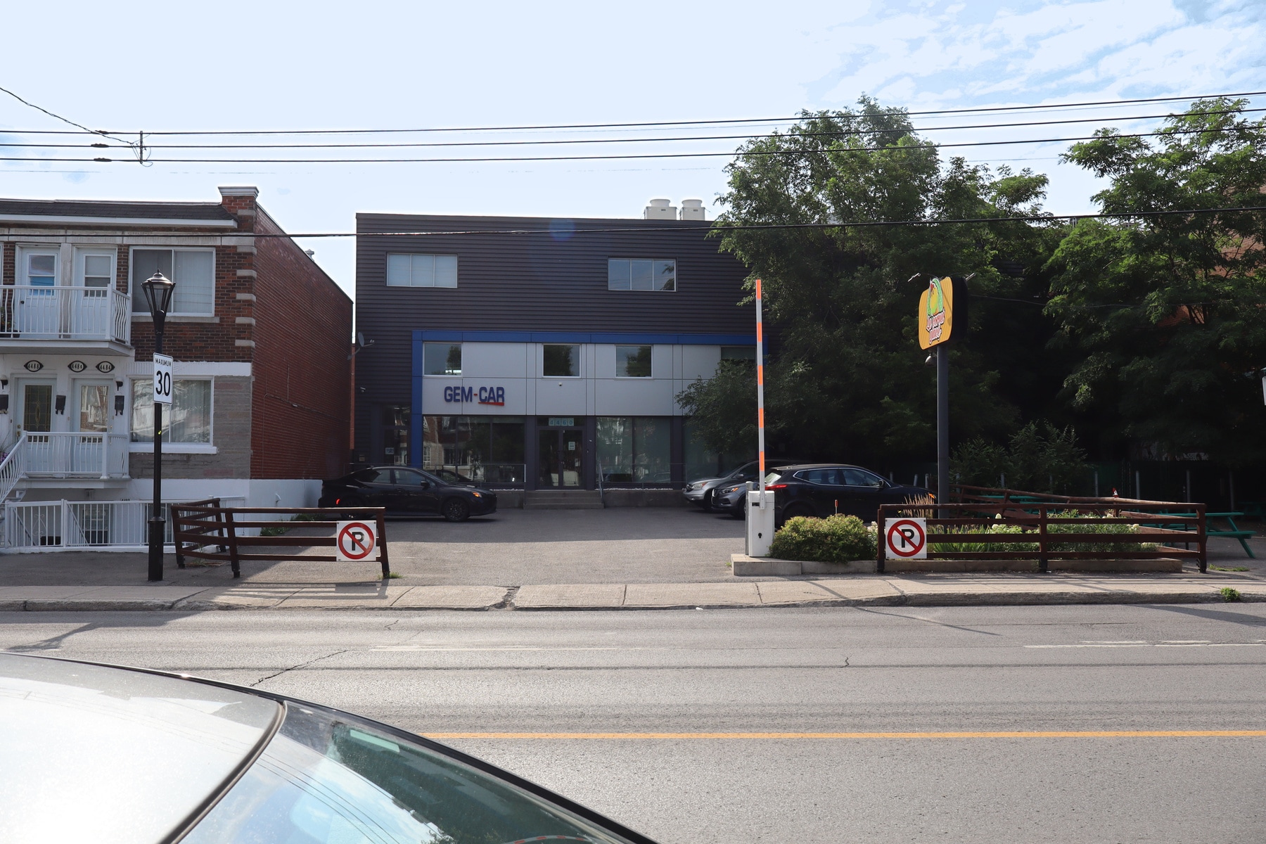 4450-4460 Bélanger Rue, Montréal, QC à louer Photo du bâtiment- Image 1 de 4