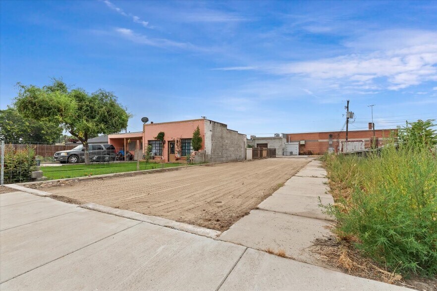 18 E Owyhee Ave, Homedale, ID à vendre - Autre - Image 2 de 12
