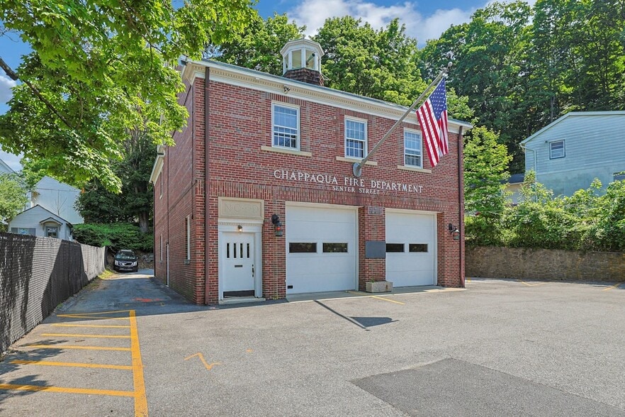 11 Senter St, Chappaqua, NY for sale - Building Photo - Image 2 of 12